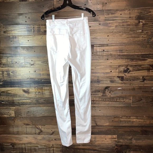 Fashion Nova Distressed White Jeans sz 7. - Picture 7 of 13